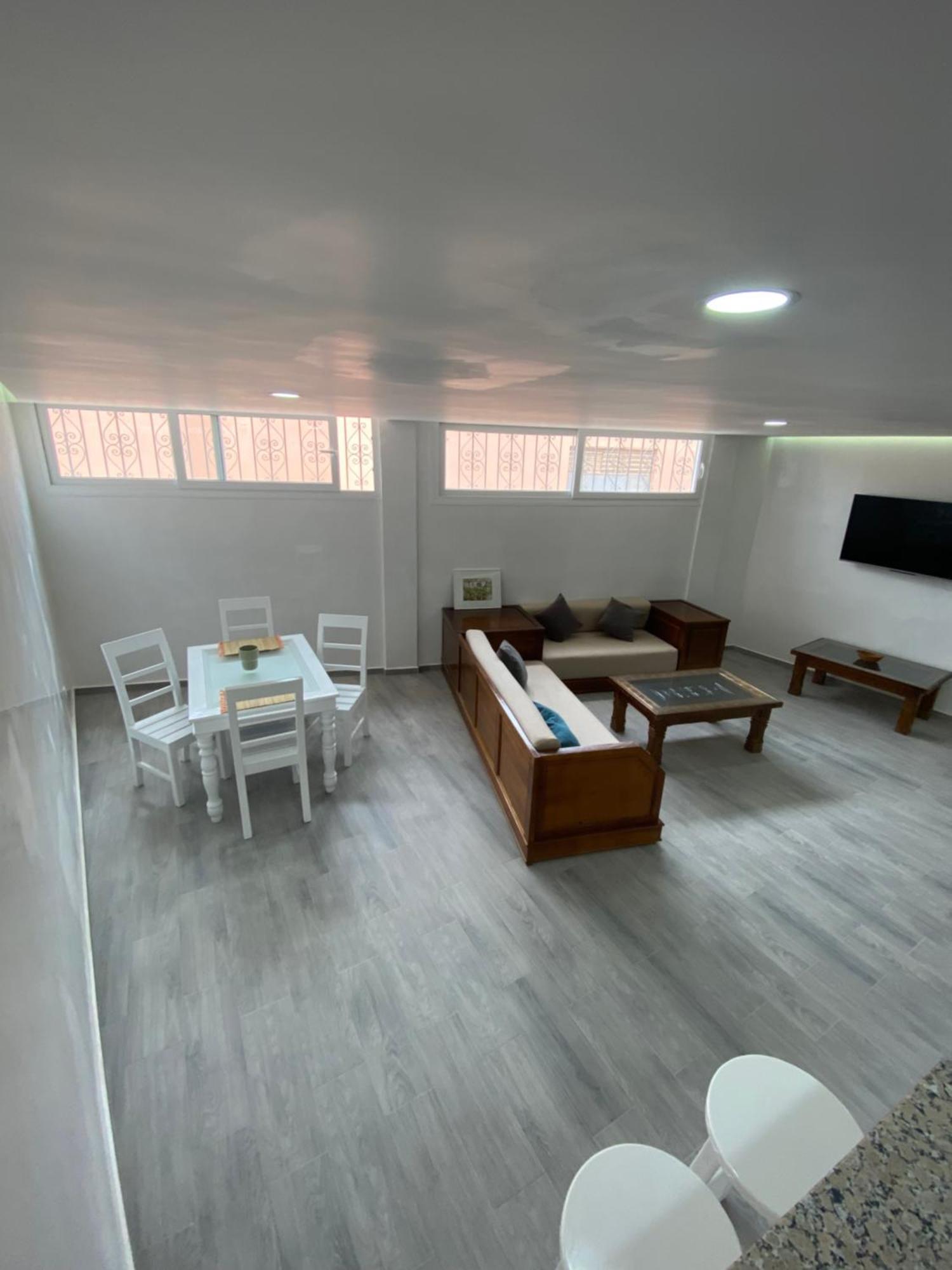 Apartment Zgoumi